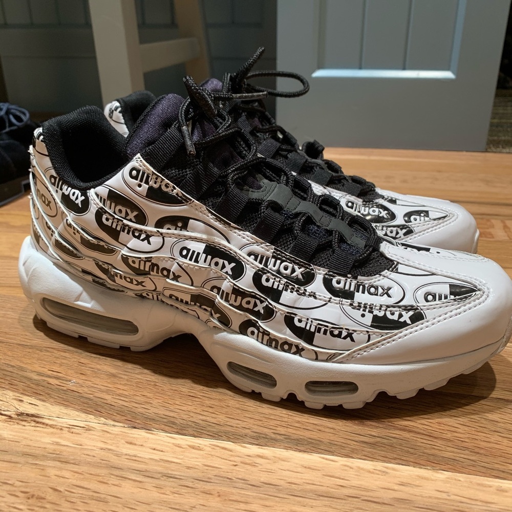 Air Max 95 Premium Air Max Logo